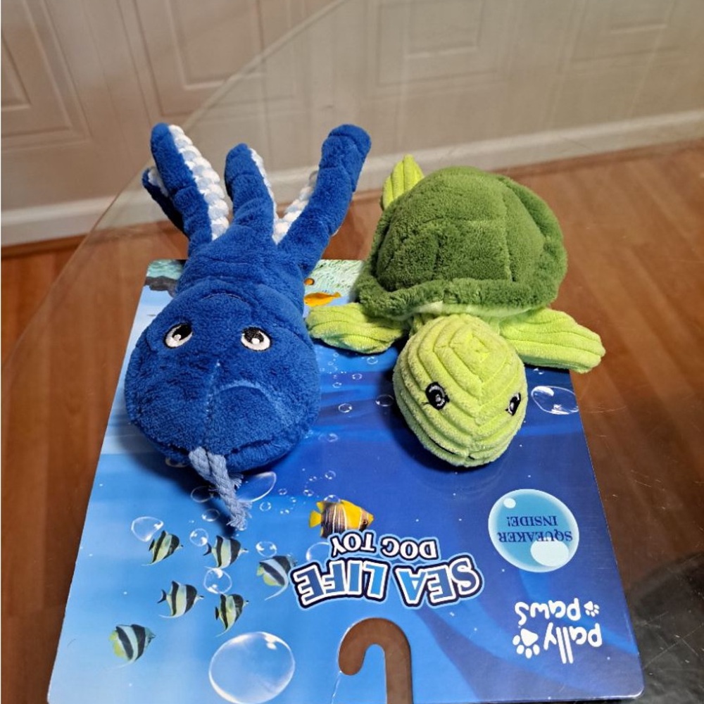 - - Brand New Turtle 6.5” and octopus 8”Dog Toy Set With Clinker And Squeaker - Picture 4 of 5